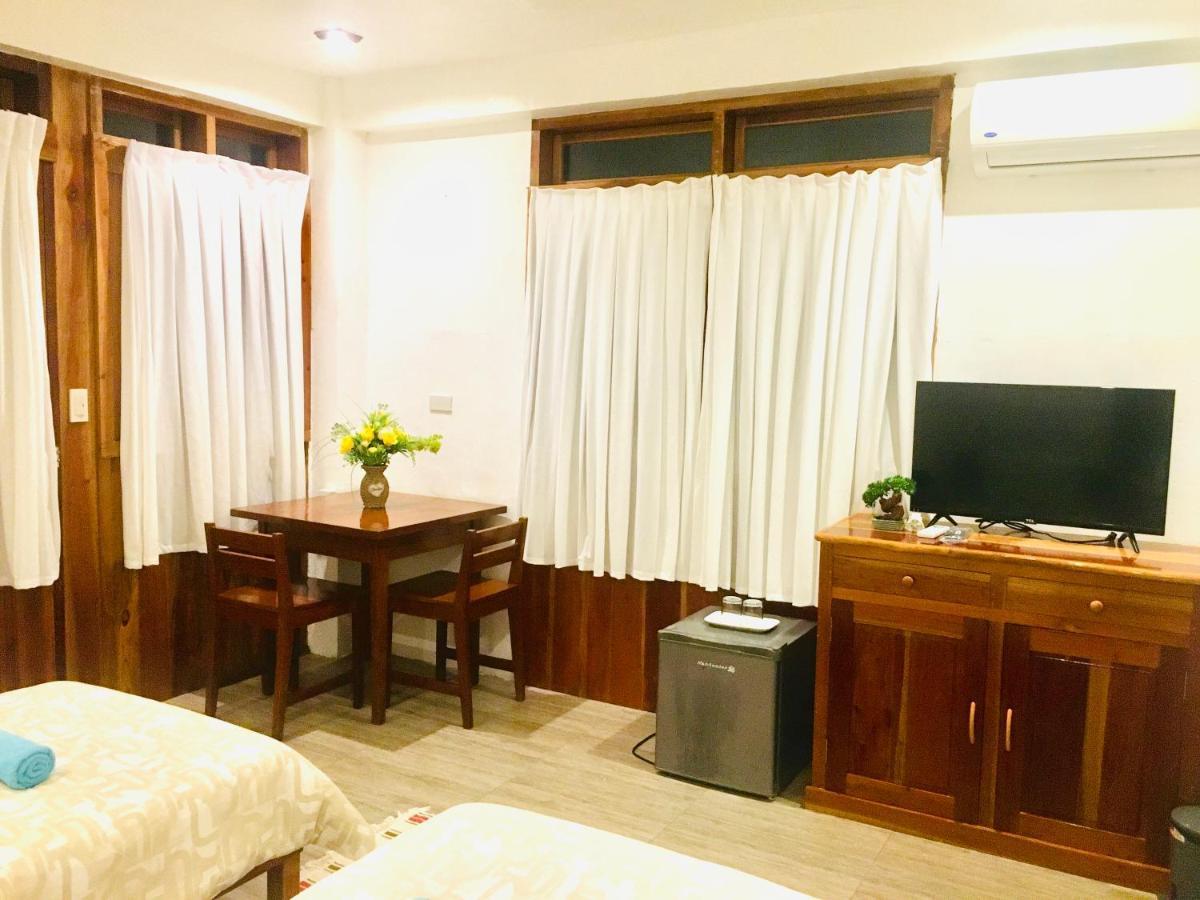 Pahiluna Guesthouse パングラオ エクステリア 写真