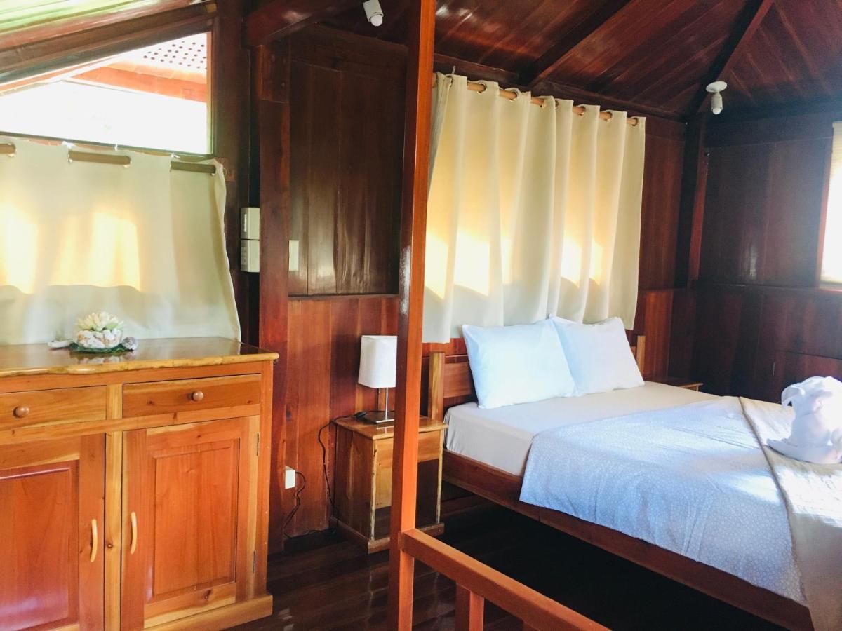 Pahiluna Guesthouse パングラオ エクステリア 写真
