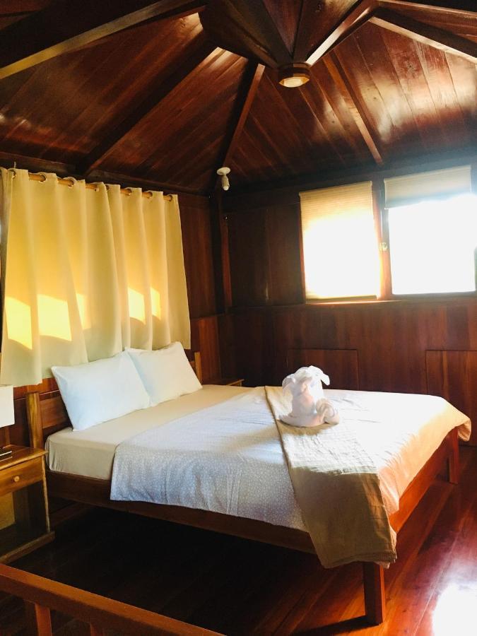 Pahiluna Guesthouse パングラオ エクステリア 写真