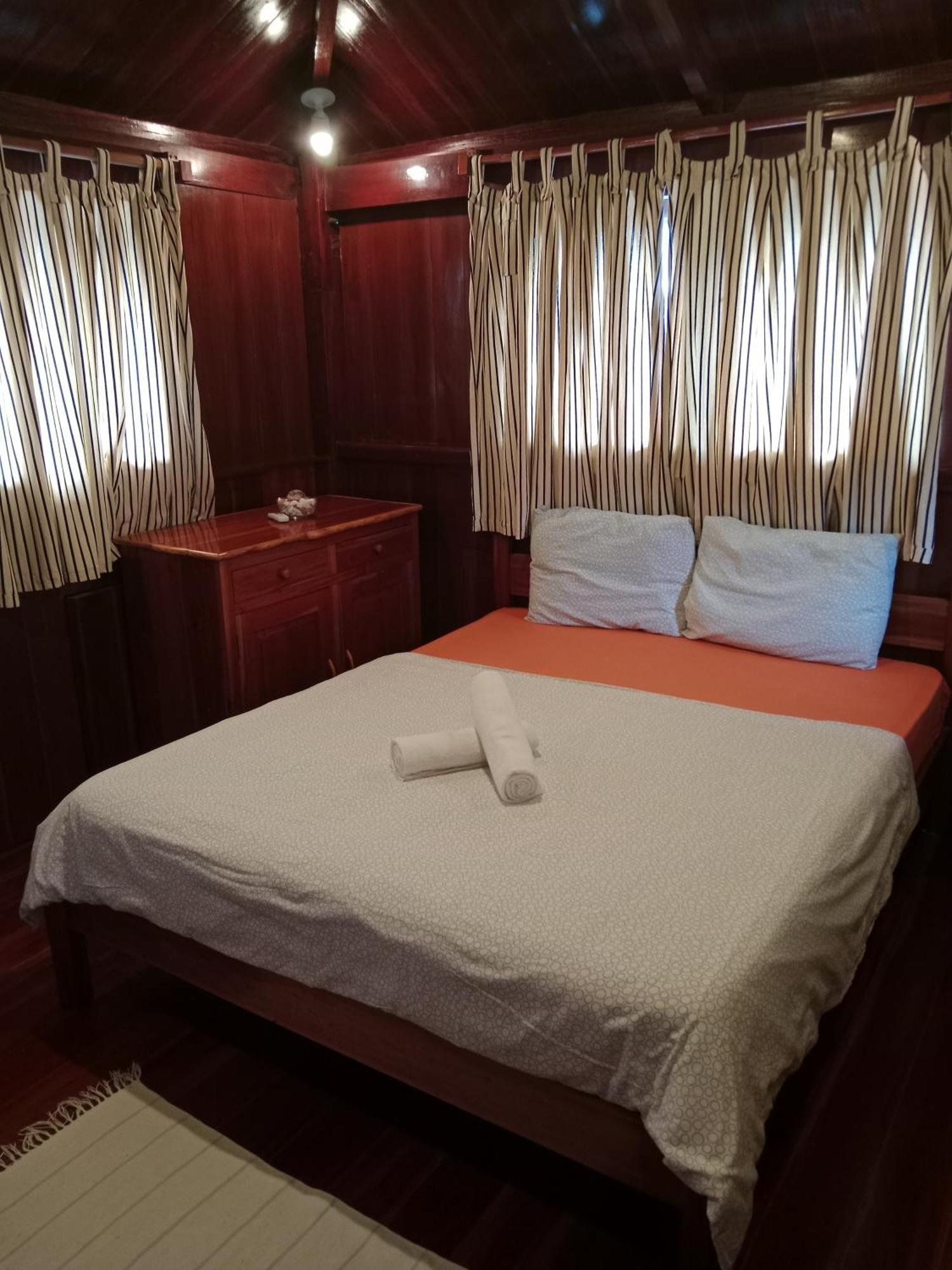 Pahiluna Guesthouse パングラオ エクステリア 写真