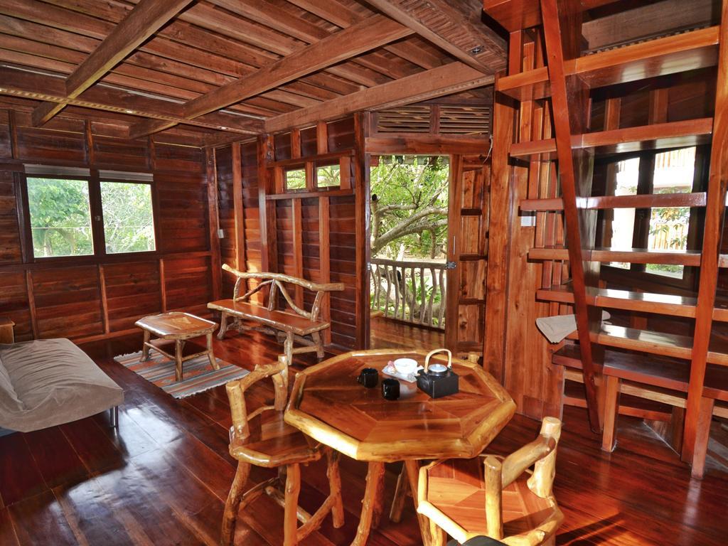 Pahiluna Guesthouse パングラオ エクステリア 写真