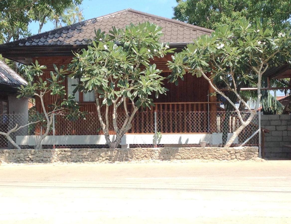 Pahiluna Guesthouse パングラオ エクステリア 写真